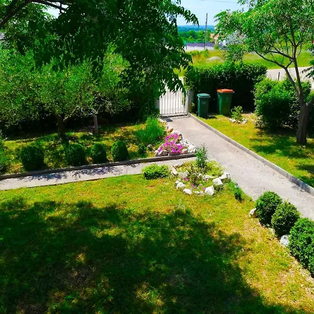 Дом отдыха Summer House For Relaxation Задар